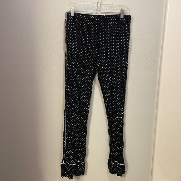 𝅺Victoria Secrets woman’s black and white polka dot pj bottoms - Picture 2 of 9